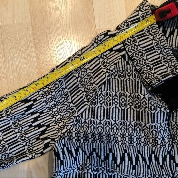 Maxmara WEEKEND 100% Wool Black White Knit Coatigan‎ - Picture 10 of 10